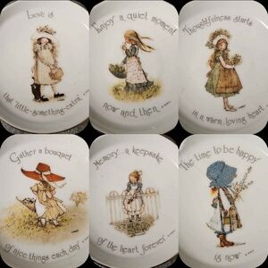 HOLLIE HOLLY HOBBIE HOBBY collectible plates genuine porcelain made in Japan Vtg